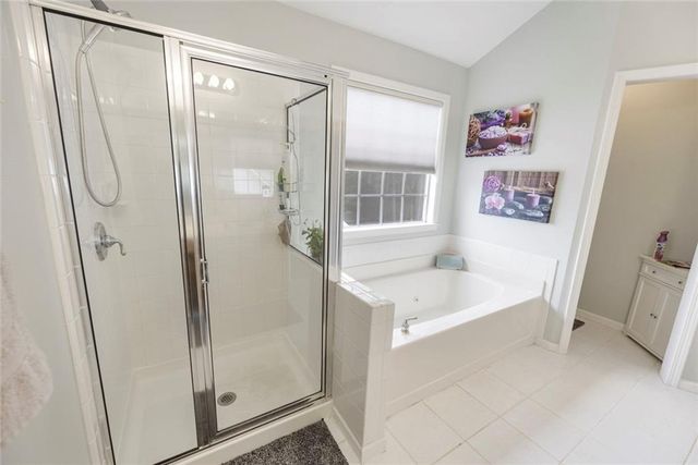 3905 Embassy Way, Lilburn, GA 30047