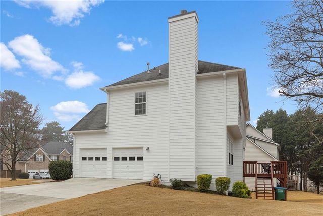 3905 Embassy Way, Lilburn, GA 30047
