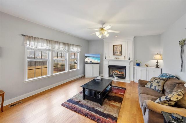 3905 Embassy Way, Lilburn, GA 30047