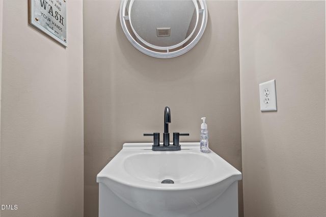 102 Redstone Drive, Gibsonville, NC 27249