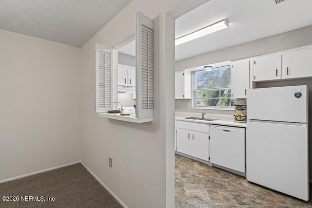5201 ATLANTIC Boulevard 94, Jacksonville, FL 32207