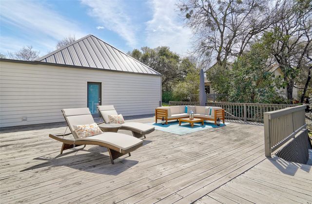 6 Sugar Creek DR, West Lake Hills, TX 78746