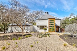 6 Sugar Creek DR, West Lake Hills, TX 78746