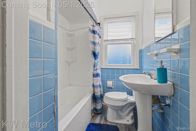 16731 Biltmore Street, Detroit, MI 48235