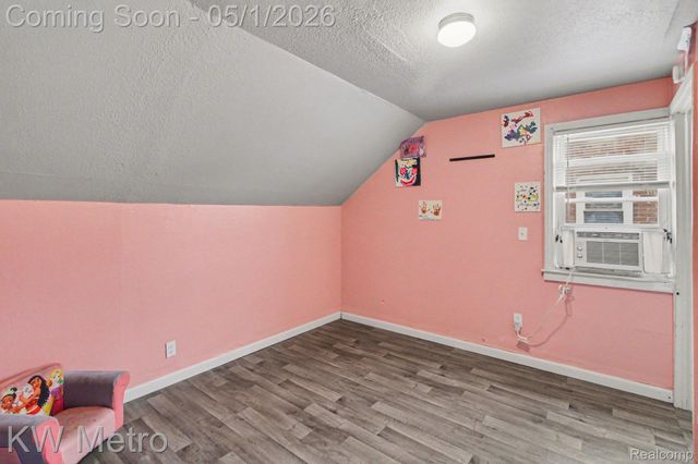 16731 Biltmore Street, Detroit, MI 48235