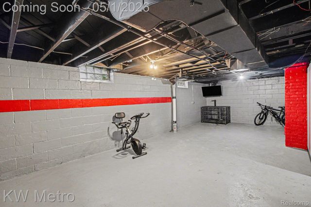 16731 Biltmore Street, Detroit, MI 48235