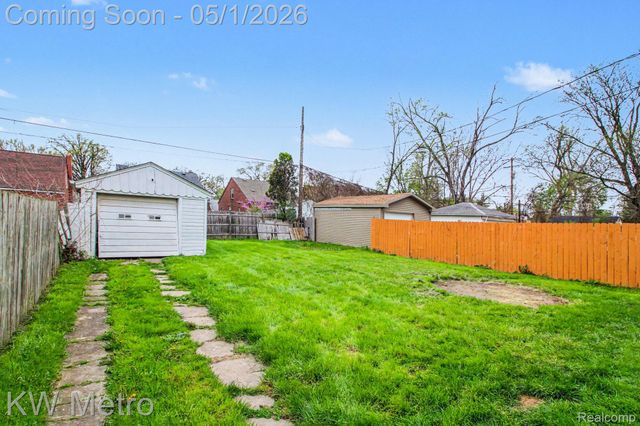 16731 Biltmore Street, Detroit, MI 48235