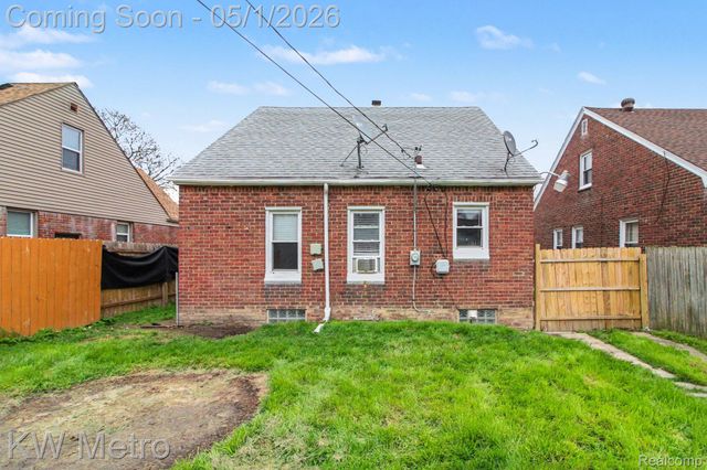 16731 Biltmore Street, Detroit, MI 48235