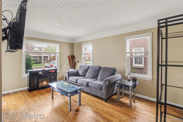 16731 Biltmore Street, Detroit, MI 48235