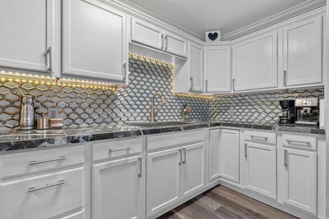 1106 W St Louis Street, Hot Springs, AR 71913