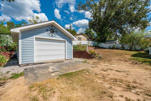 1106 W St Louis Street, Hot Springs, AR 71913