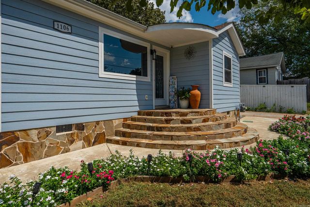 1106 W St Louis Street, Hot Springs, AR 71913