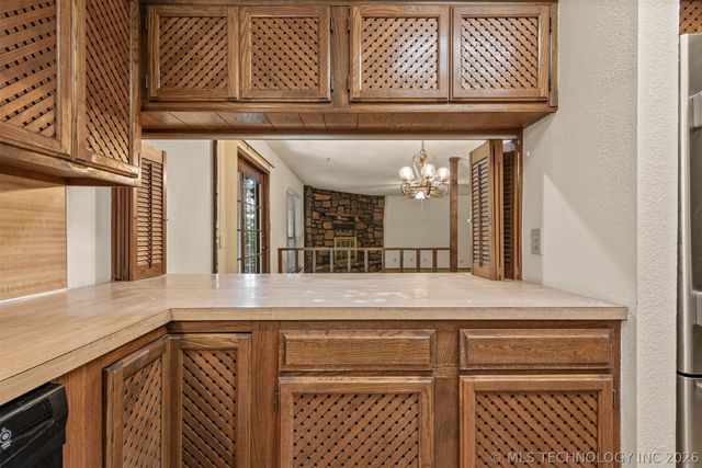 15800 E 183rd Street S, Bixby, OK 74008