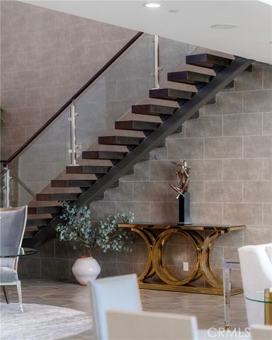 162 Leafy, Irvine, CA 92602