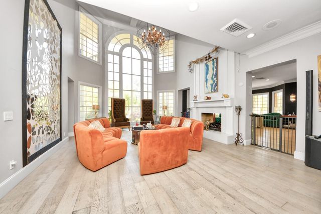 17022 Northgate Forest Drive, Houston, TX 77068