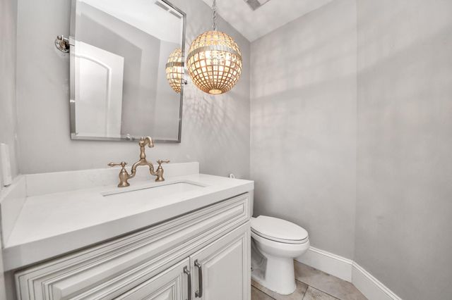 17022 Northgate Forest Drive, Houston, TX 77068