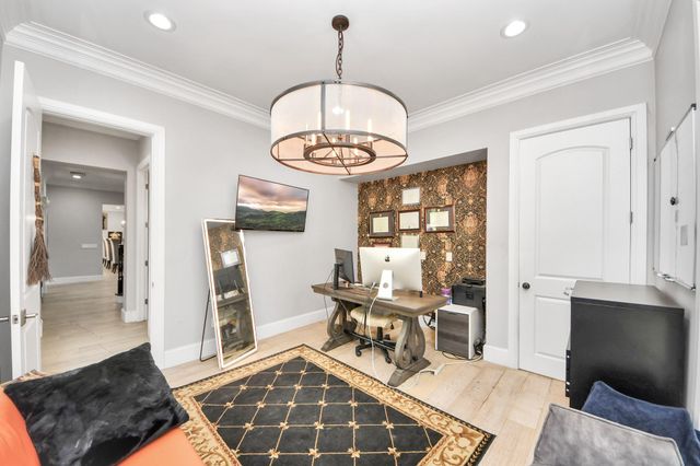 17022 Northgate Forest Drive, Houston, TX 77068