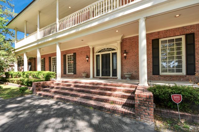 17022 Northgate Forest Drive, Houston, TX 77068