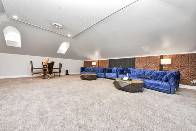 17022 Northgate Forest Drive, Houston, TX 77068