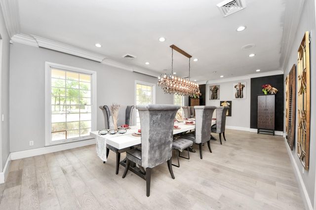 17022 Northgate Forest Drive, Houston, TX 77068