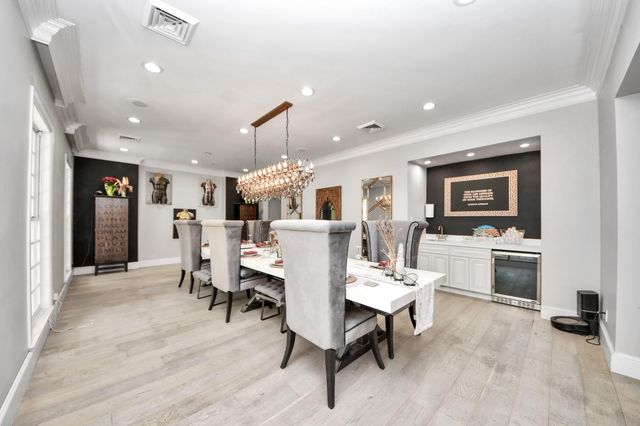 17022 Northgate Forest Drive, Houston, TX 77068