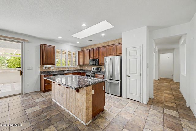 15573 W LAS VERDES Way, Surprise, AZ 85374