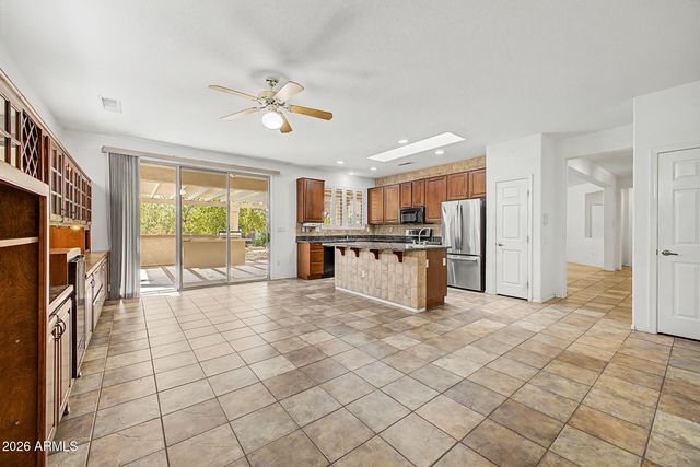 15573 W LAS VERDES Way, Surprise, AZ 85374