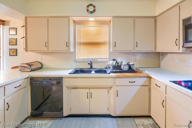 1401 Eldorado Drive, Flint, MI 48504