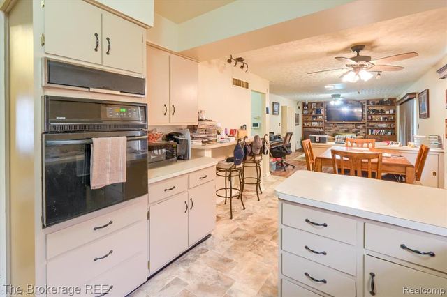 1401 Eldorado Drive, Flint, MI 48504