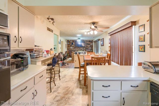 1401 Eldorado Drive, Flint, MI 48504