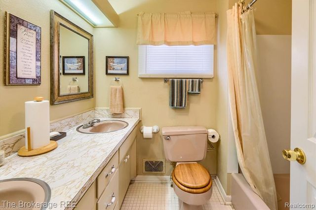 1401 Eldorado Drive, Flint, MI 48504