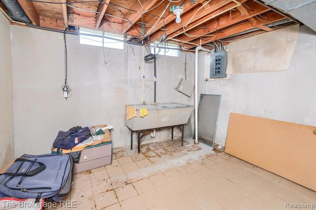 1401 Eldorado Drive, Flint, MI 48504
