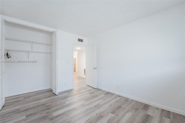 2041 NW 81st Ave 427, Pembroke Pines, FL 33024