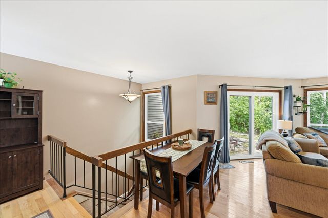 674 Dorland Road S, Maplewood, MN 55119