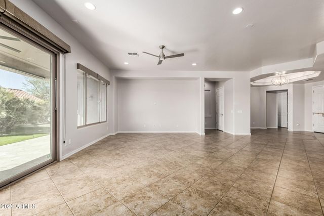 27119 W BURNETT Road, Buckeye, AZ 85396