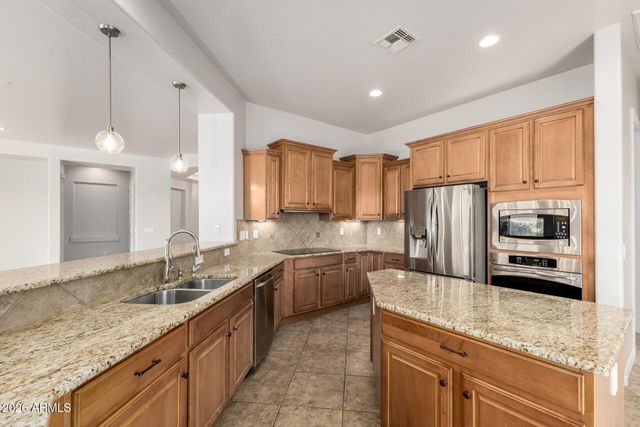 27119 W BURNETT Road, Buckeye, AZ 85396