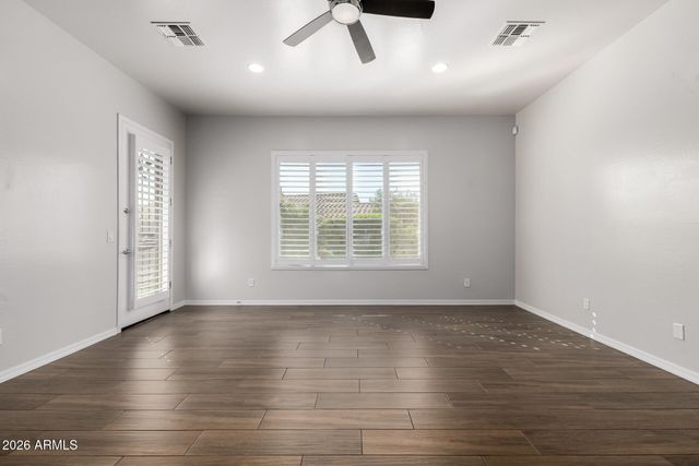 27119 W BURNETT Road, Buckeye, AZ 85396