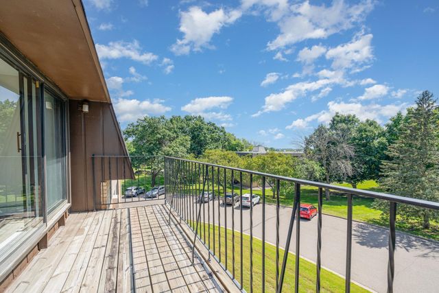 3421 Kent Street 603, Shoreview, MN 55126