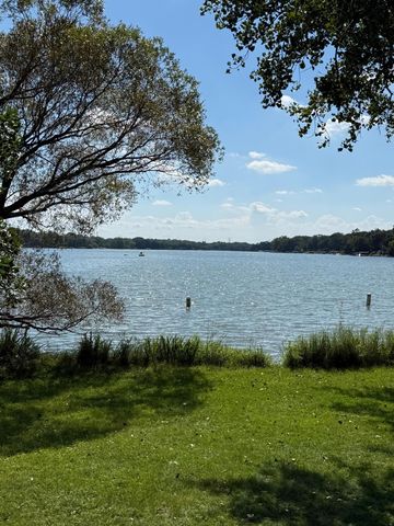 3421 Kent Street 603, Shoreview, MN 55126