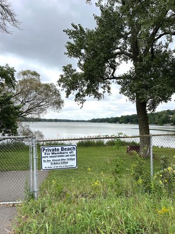 3421 Kent Street 603, Shoreview, MN 55126