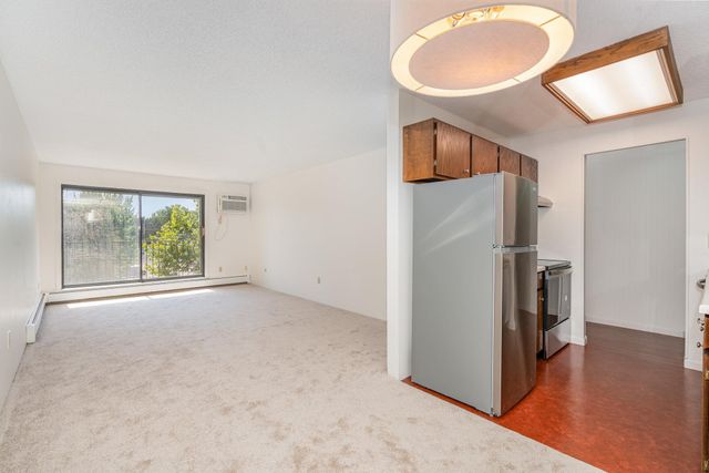 3421 Kent Street 603, Shoreview, MN 55126