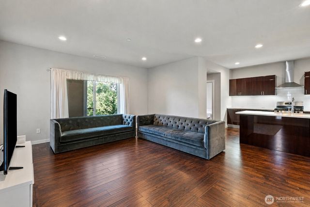 5311 48th Street W, University Place, WA 98467