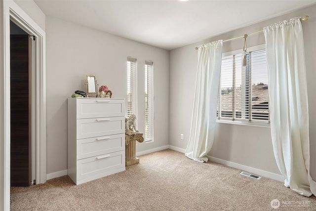5311 48th Street W, University Place, WA 98467
