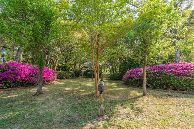 2227 Woodland Shores Road, Charleston, SC 29412
