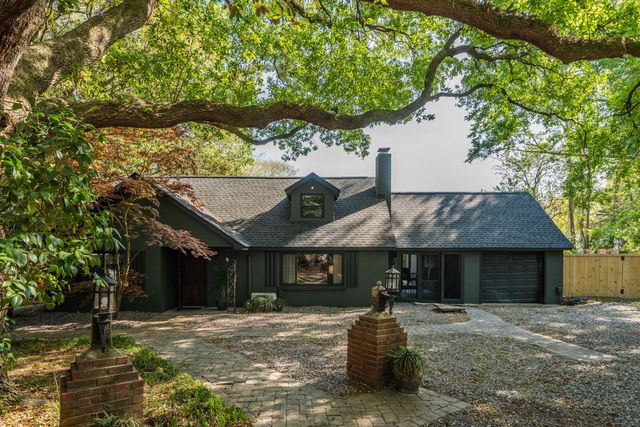 2227 Woodland Shores Road, Charleston, SC 29412