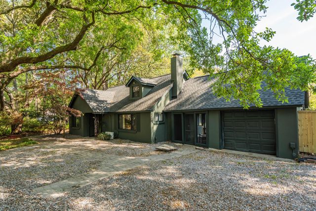 2227 Woodland Shores Road, Charleston, SC 29412