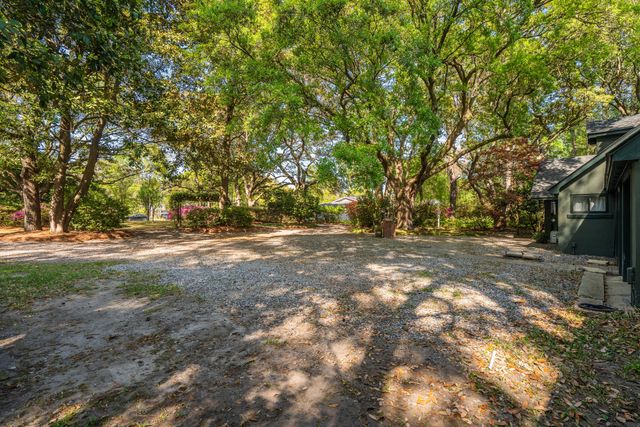 2227 Woodland Shores Road, Charleston, SC 29412