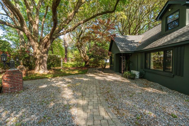 2227 Woodland Shores Road, Charleston, SC 29412