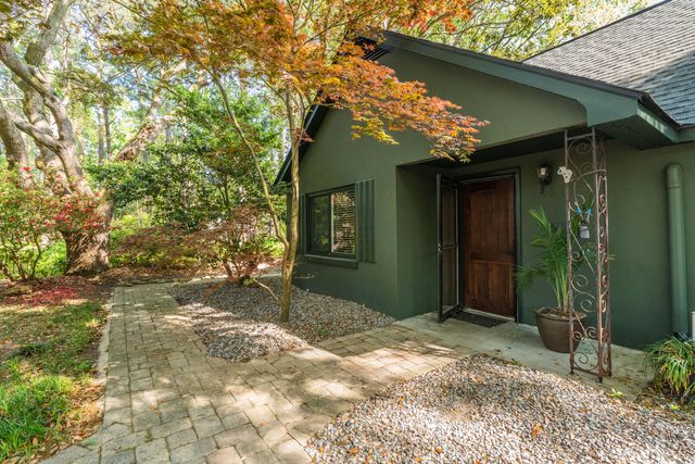 2227 Woodland Shores Road, Charleston, SC 29412
