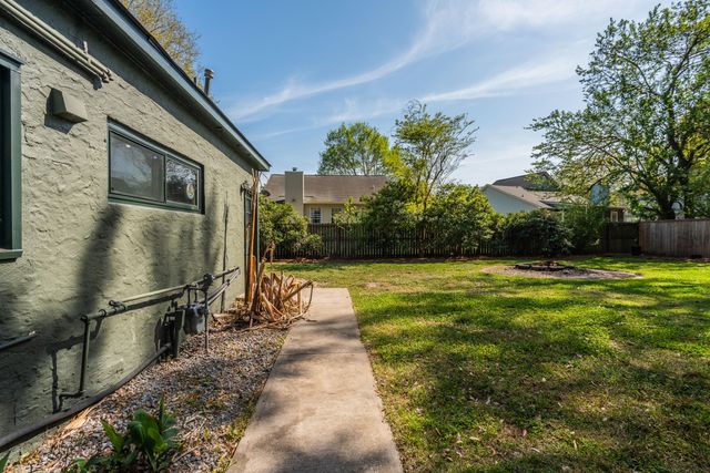 2227 Woodland Shores Road, Charleston, SC 29412